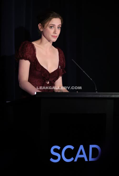 Lilireinhart Exclusive Leaked Nude OnlyFans #10922452