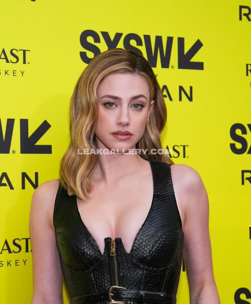 Lilireinhart Exclusive Leaked Nude OnlyFans #10922770
