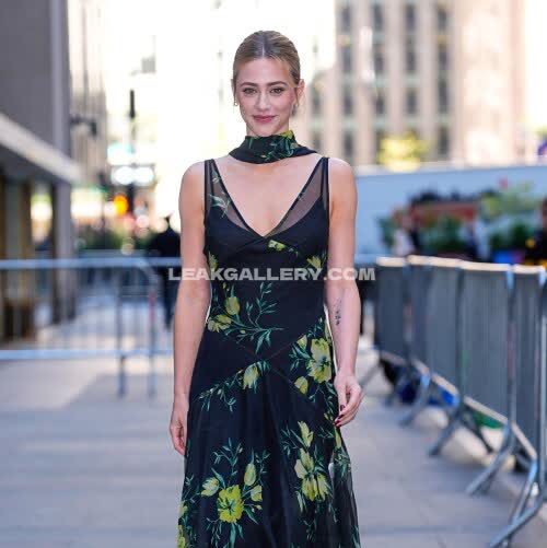 Lilireinhart Exclusive Leaked Nude OnlyFans #10901880