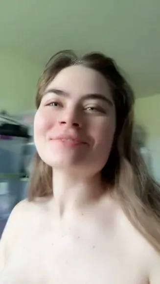 linneas_feet video thumbnail