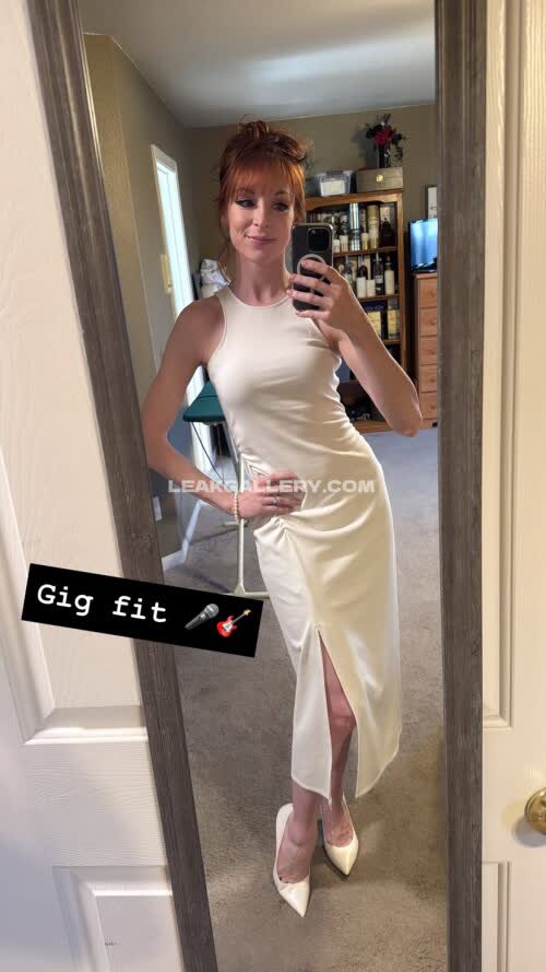 Lisafoiles Exclusive Leaked Nude OnlyFans #10707990