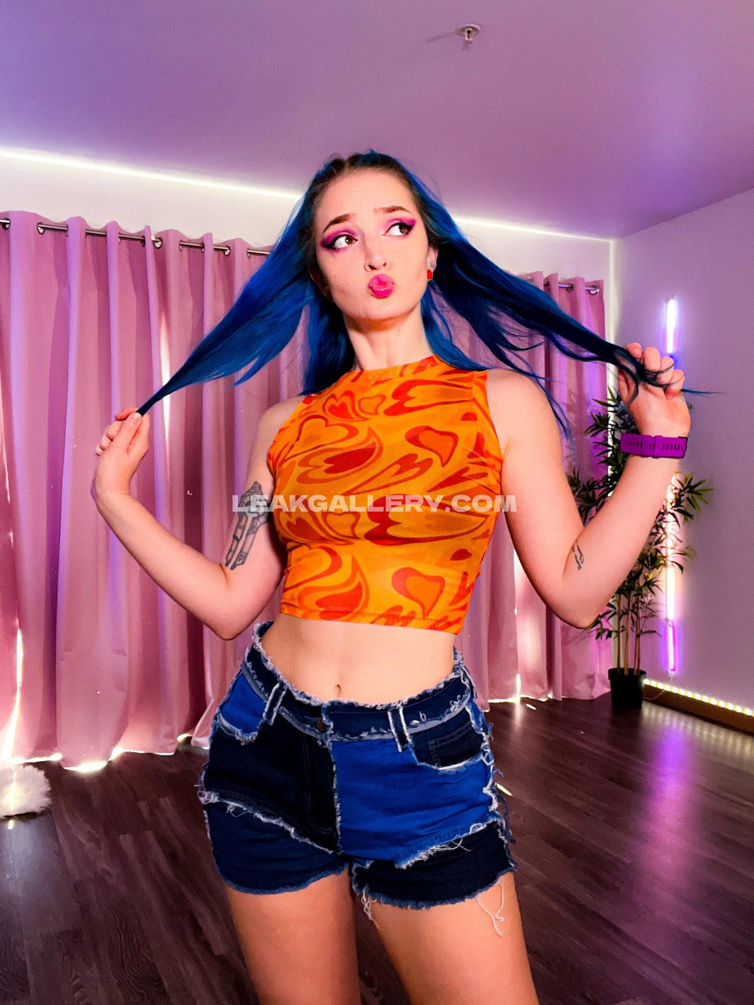 Little_sophia Exclusive Leaked Nude OnlyFans #10245274