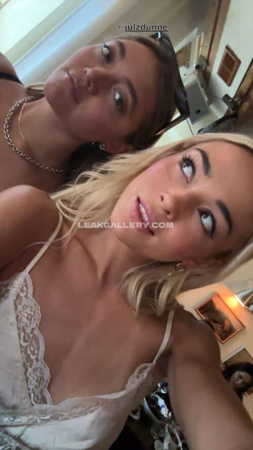 Livvydunne / oliviadunne Exclusive Leaked Nude OnlyFans #10523656