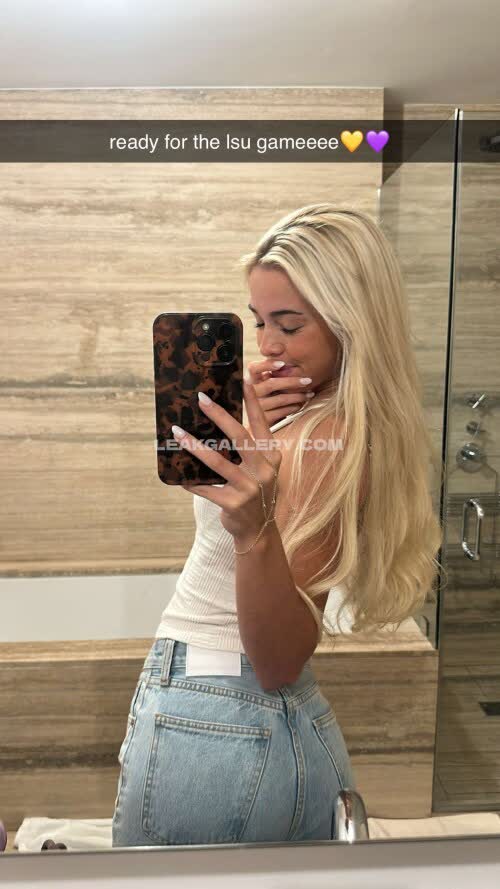 Livvydunne / oliviadunne Exclusive Leaked Nude OnlyFans #10523439