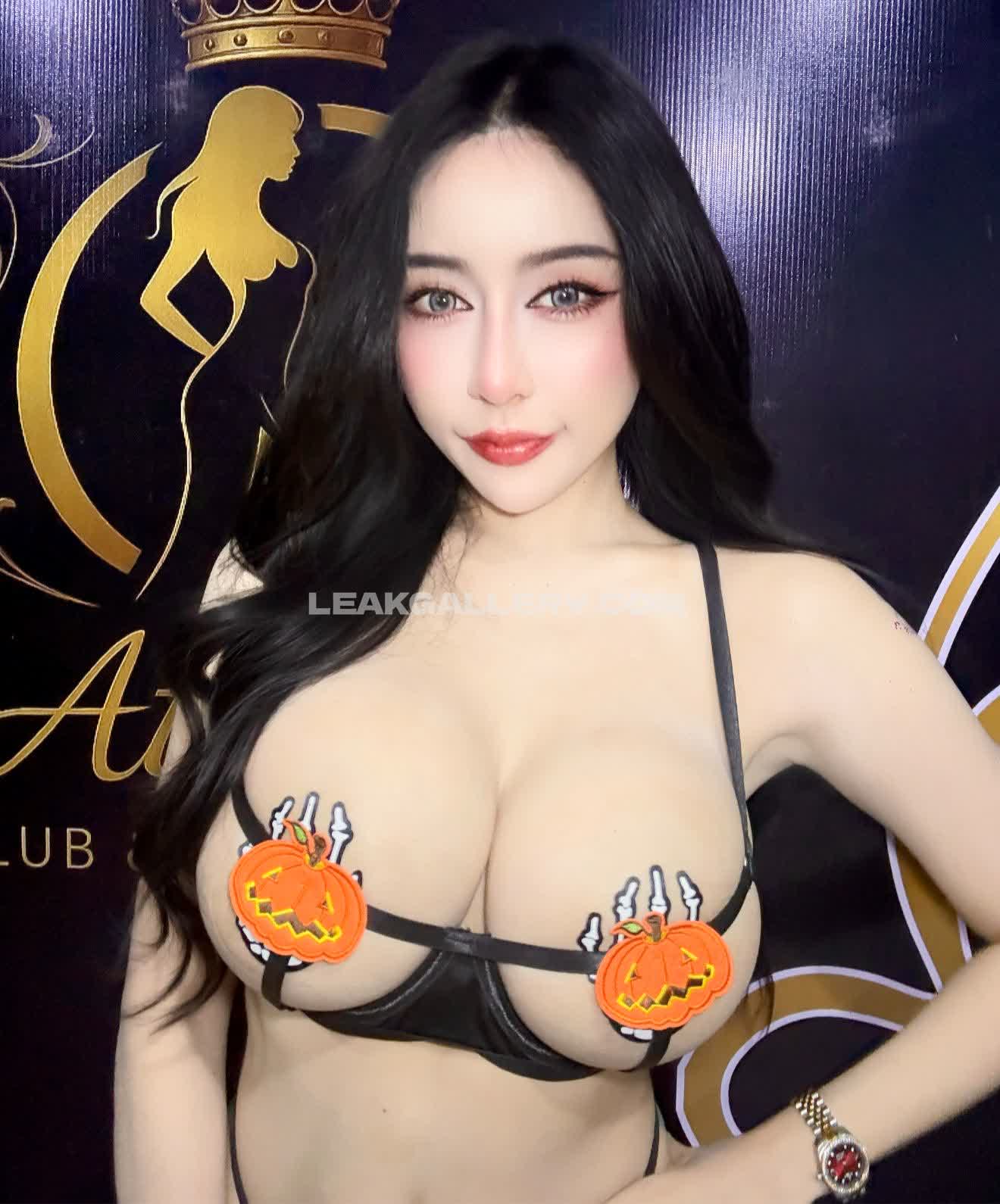 Lookmeesohot Exclusive Leaked Nude OnlyFans #9828628