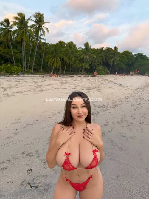 Louisakhovanski / loukhovanski Exclusive Leaked Nude OnlyFans #10858622