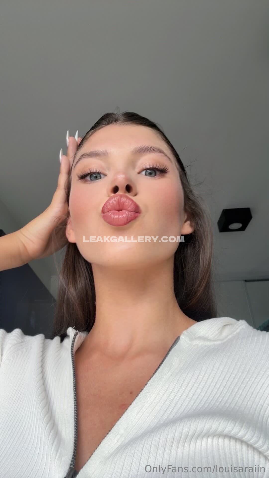 Louisarainx / louisaraiin / louisarain Exclusive Leaked Nude OnlyFans #10880126