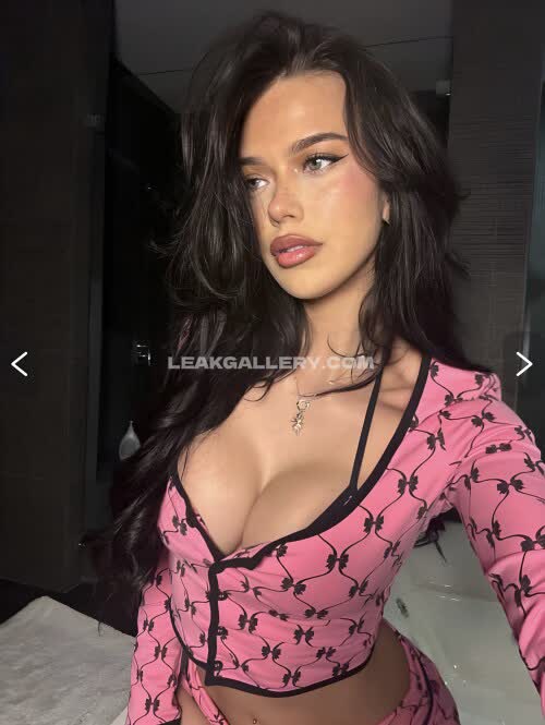 Luvstruck Exclusive Leaked Nude OnlyFans #9463506