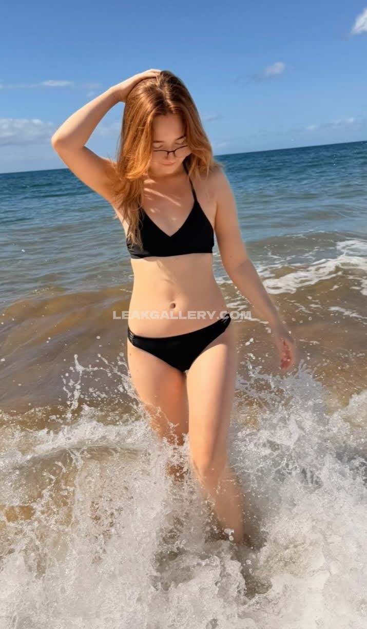 Lyssaurora Exclusive Leaked Nude OnlyFans #9616344
