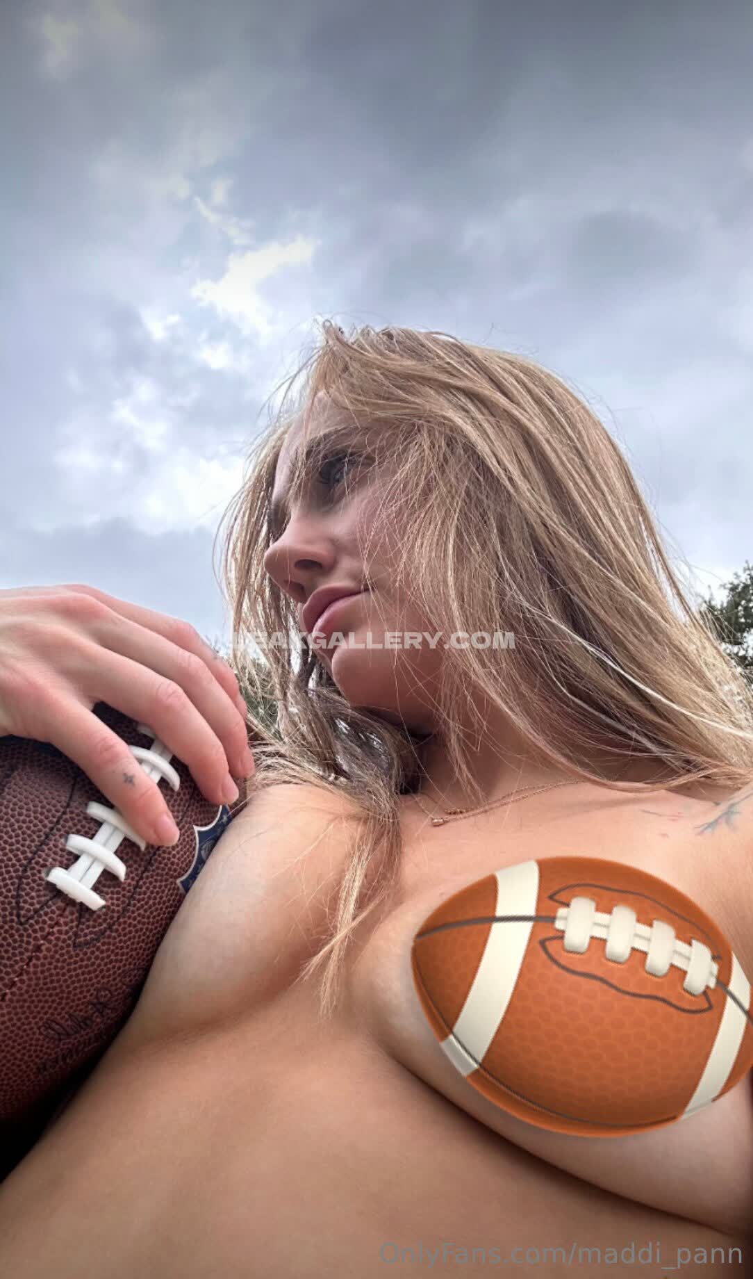 Maddi_pann Exclusive Leaked Nude OnlyFans #8587393