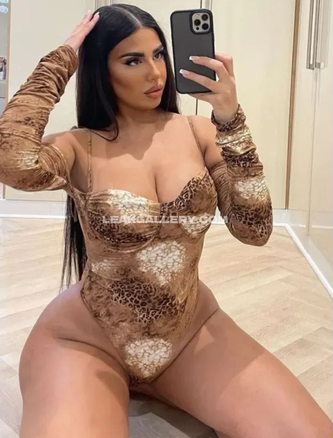 Mandi_vakili Exclusive Leaked Nude OnlyFans #9943178