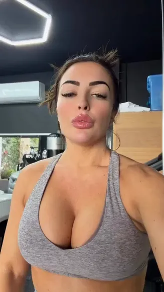 mandysacs video thumbnail