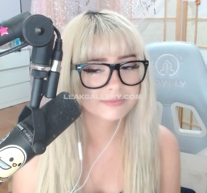 Marisnot12 Exclusive Leaked Nude OnlyFans #9584620