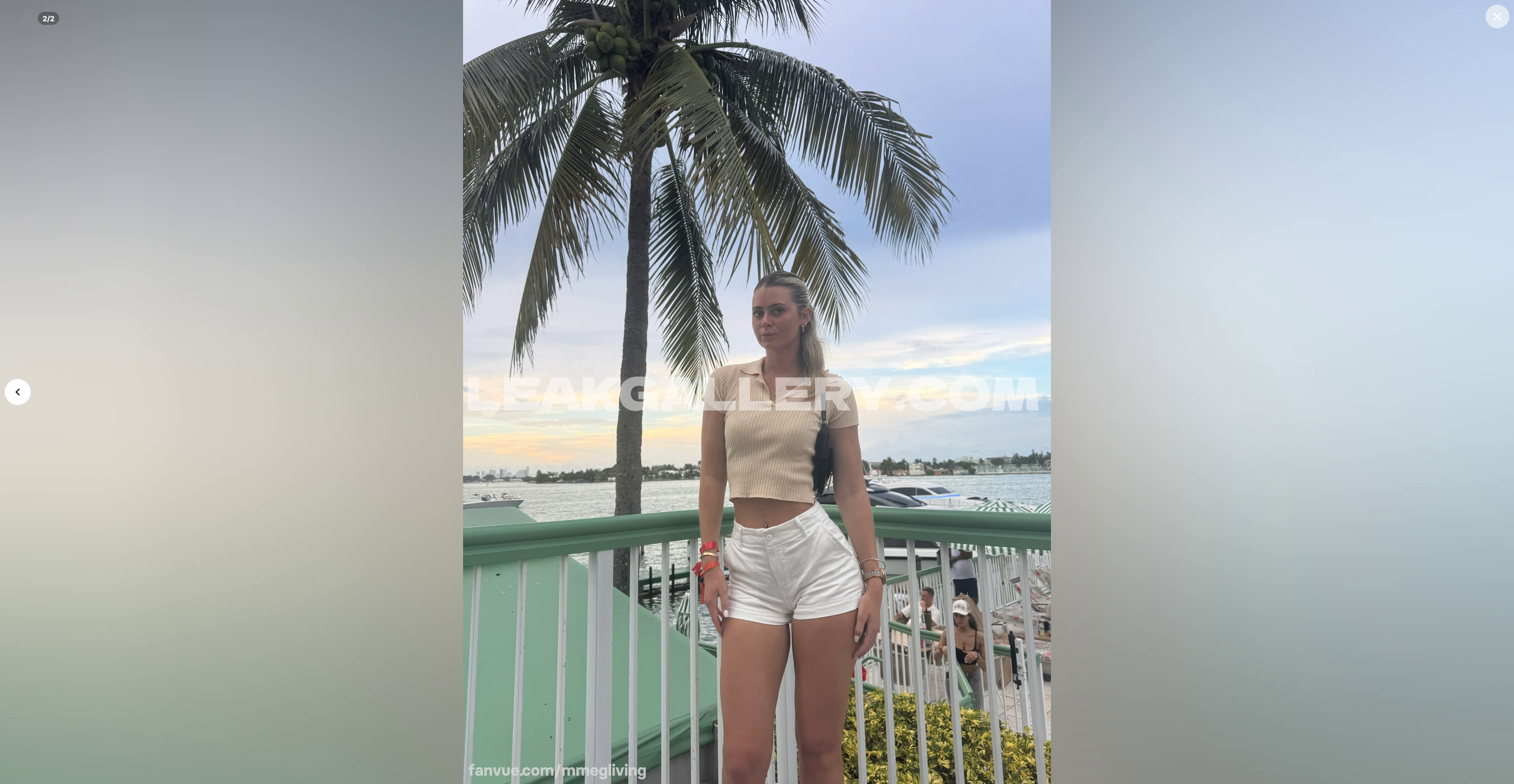 Meganliving Exclusive Leaked Nude OnlyFans #9029444