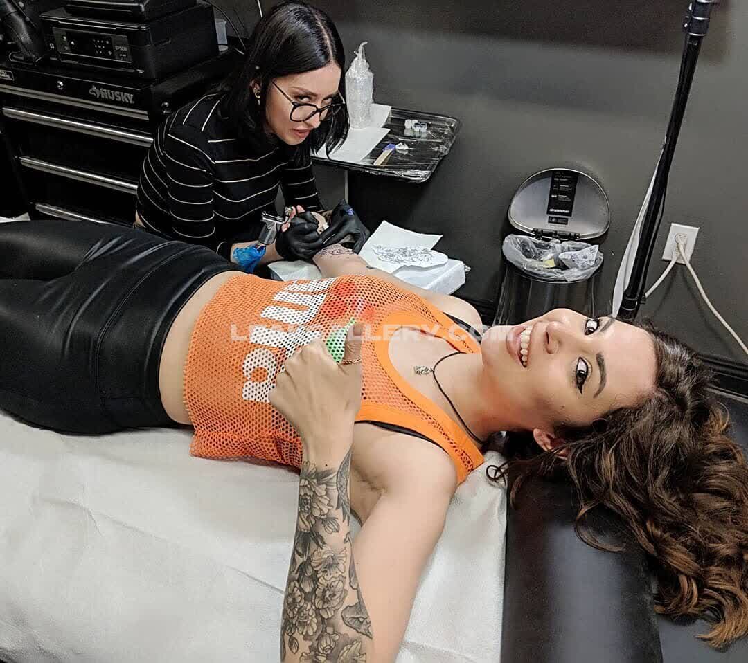 Meloniemac Exclusive Leaked Nude OnlyFans #10410485