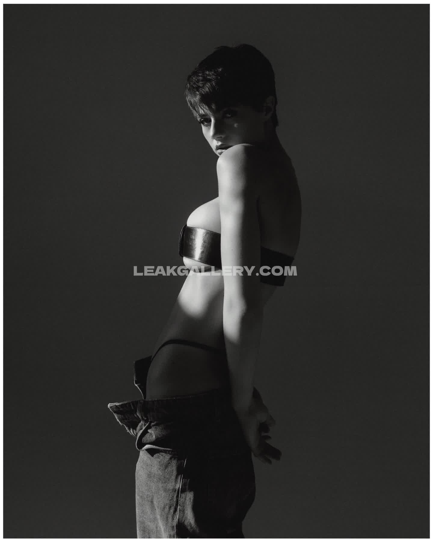 Miamaievska Exclusive Leaked Nude OnlyFans #9019638
