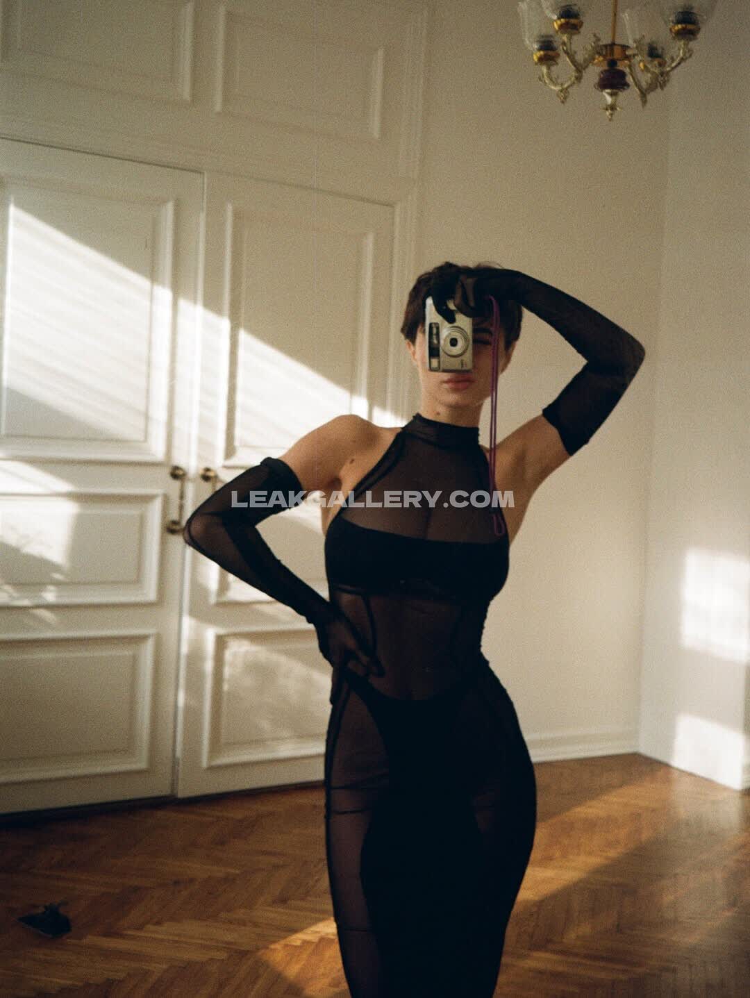 Miamaievska Exclusive Leaked Nude OnlyFans #10066041