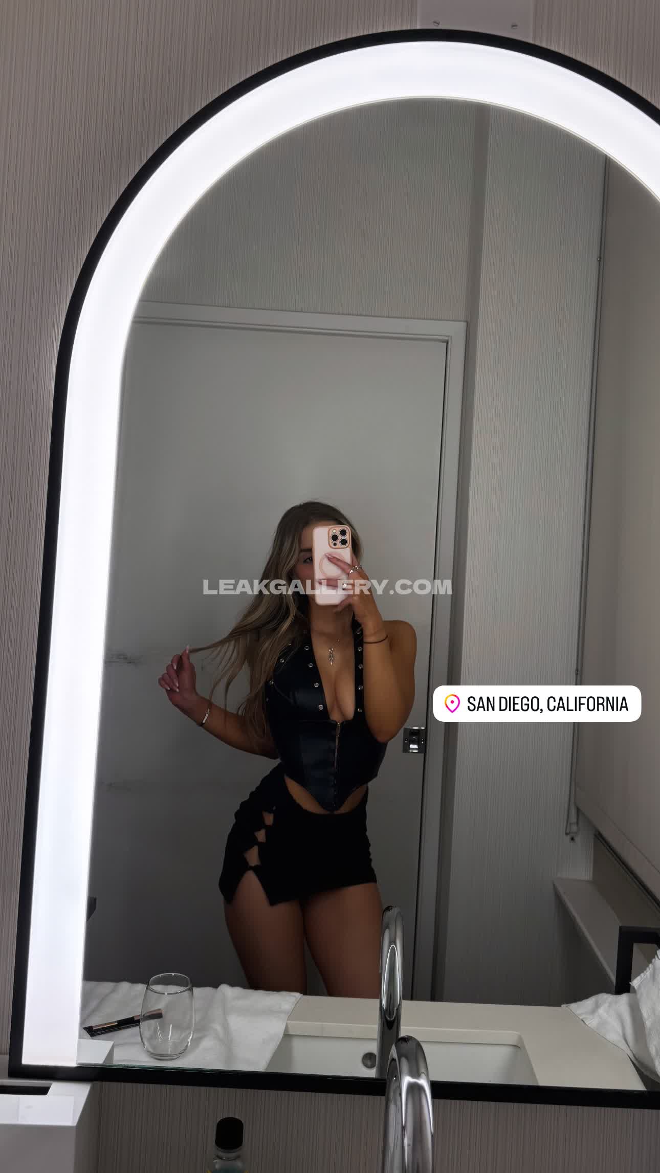 Mimimichellee Exclusive Leaked Nude OnlyFans #9089151