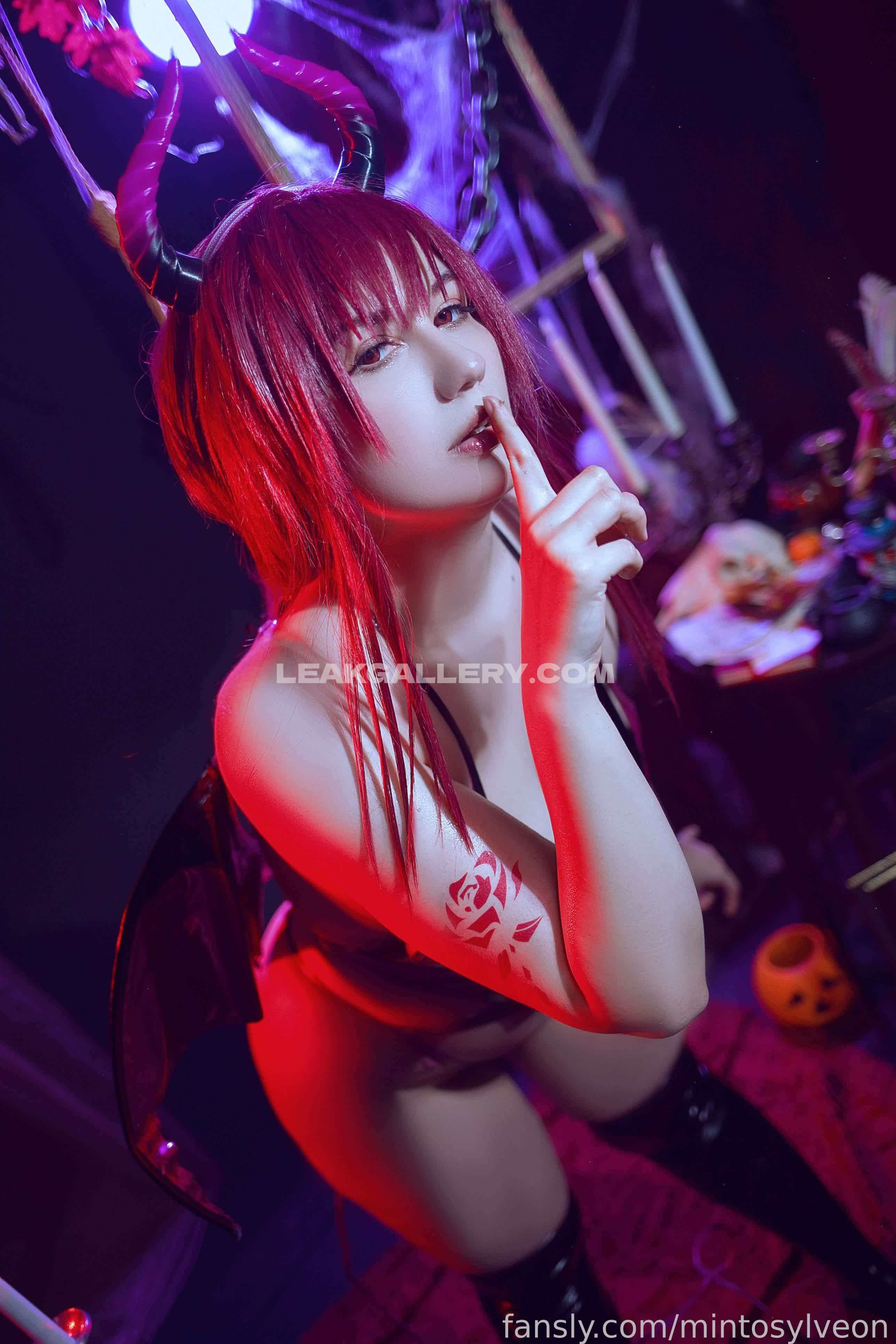 Mintosylveon OnlyFans Nudi in Esclusiva Trapela #9339738