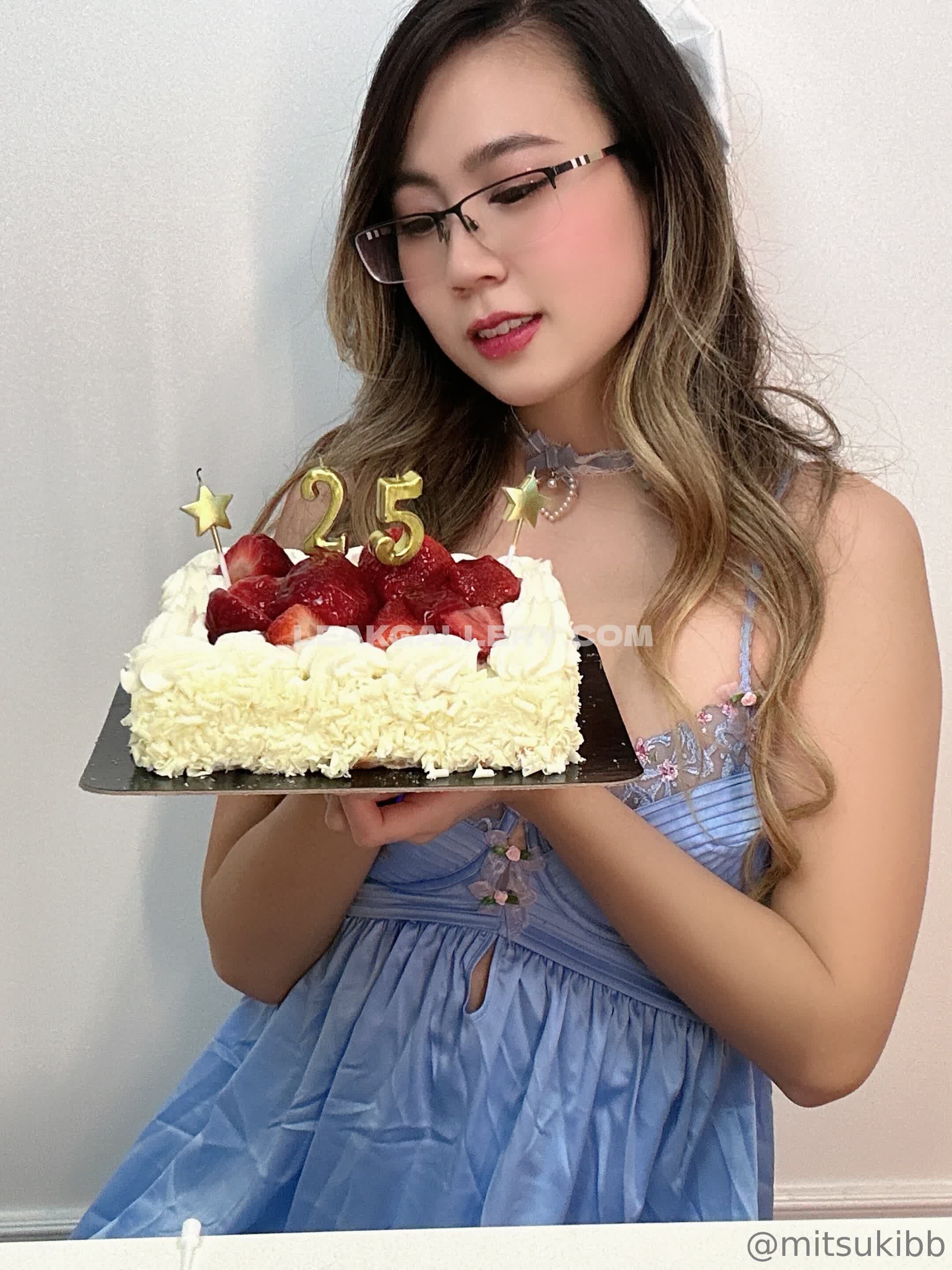 Mitsukibb Exclusive Leaked Nude OnlyFans #9128120