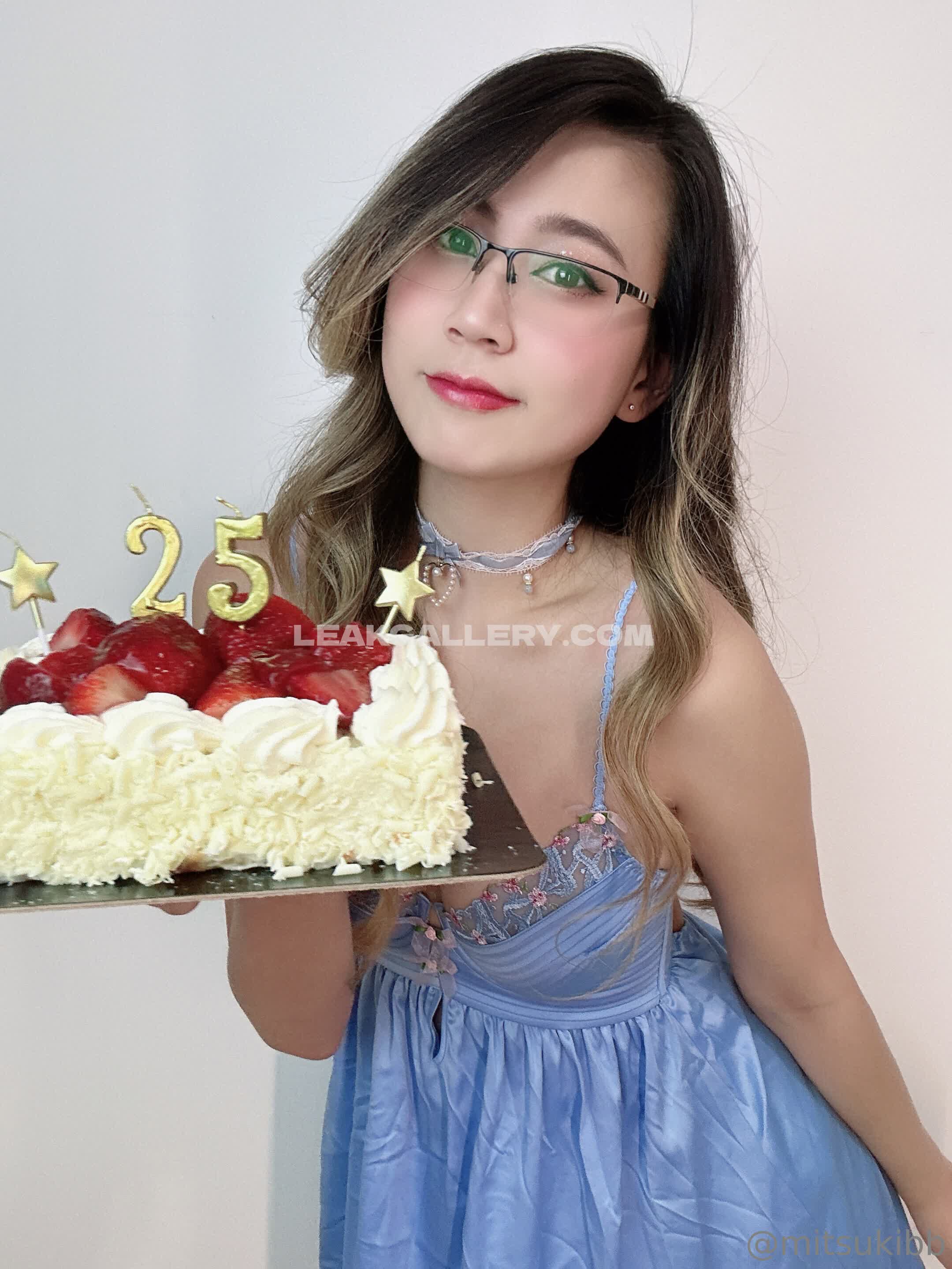 Mitsukibb Exclusive Leaked Nude OnlyFans #9137856
