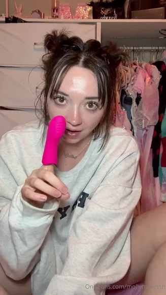 mollymoon video thumbnail