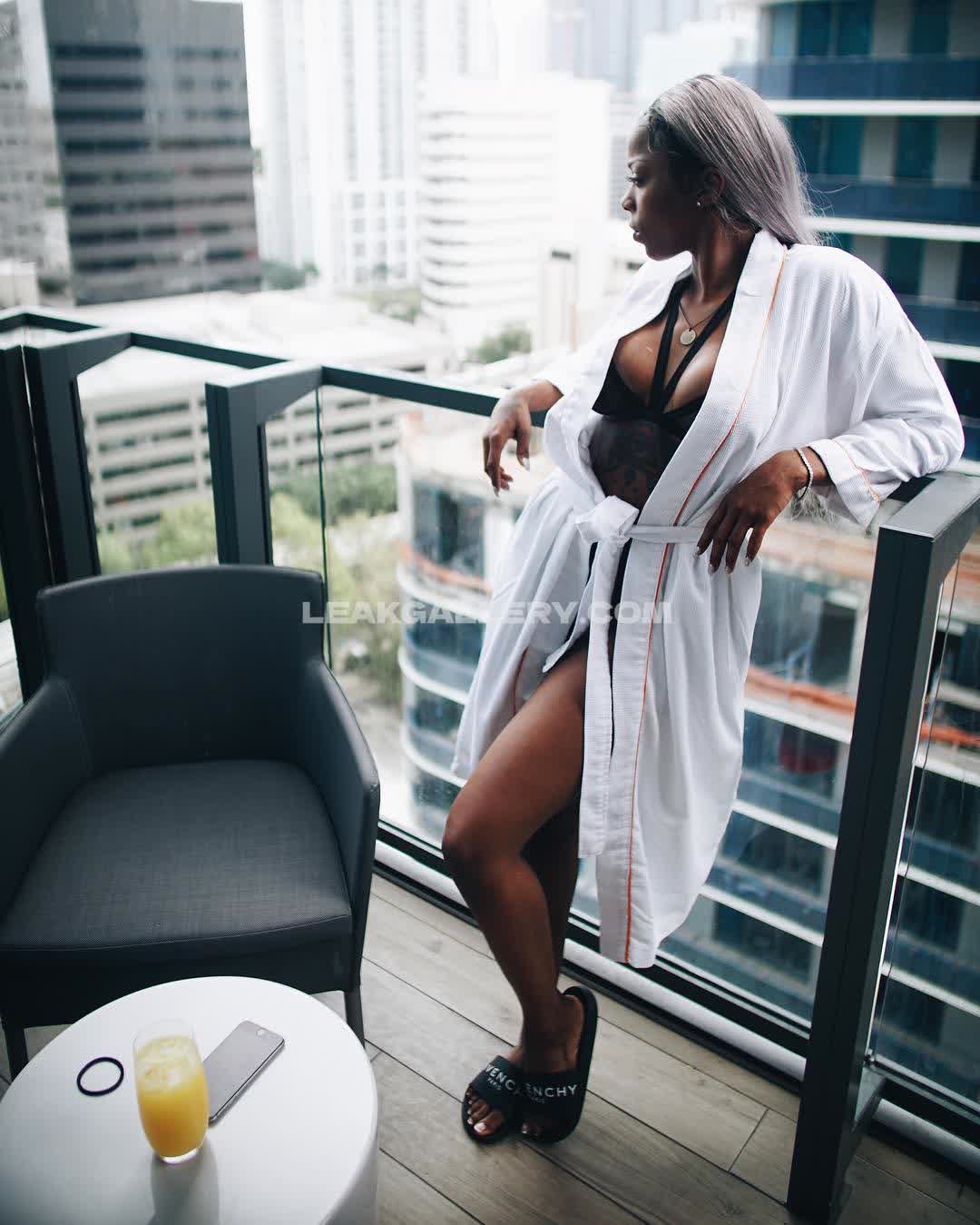 Mslolaqueen Exclusive Leaked Nude OnlyFans #9090392