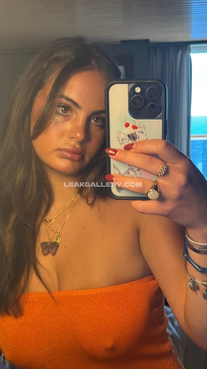 Myfavoritewants / sarabellaharriss / sexiisariii777 Exclusive Leaked Nude OnlyFans #9373516