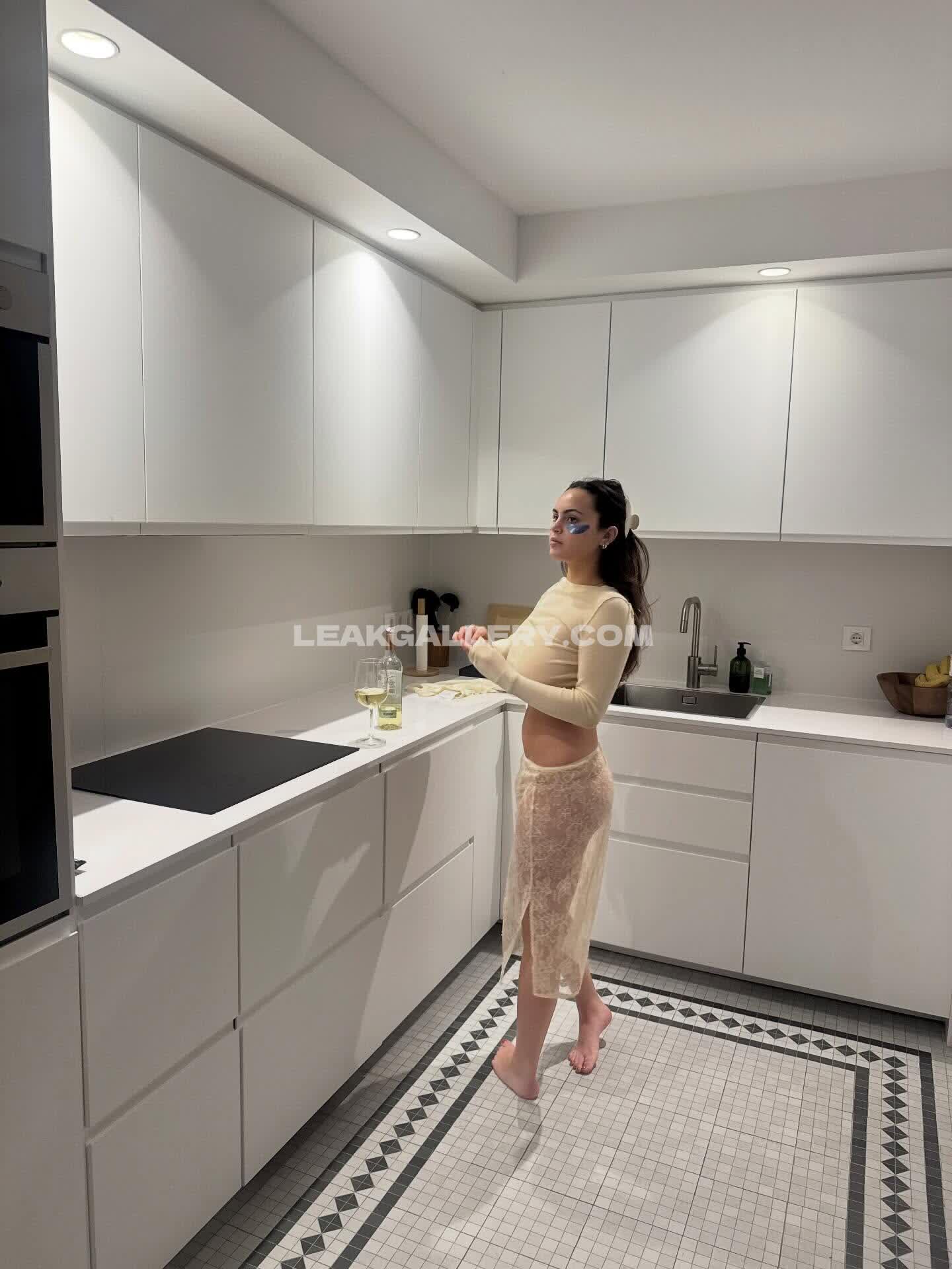 Myfavoritewants / sarabellaharriss / sexiisariii777 Exclusive Leaked Nude OnlyFans #9891803