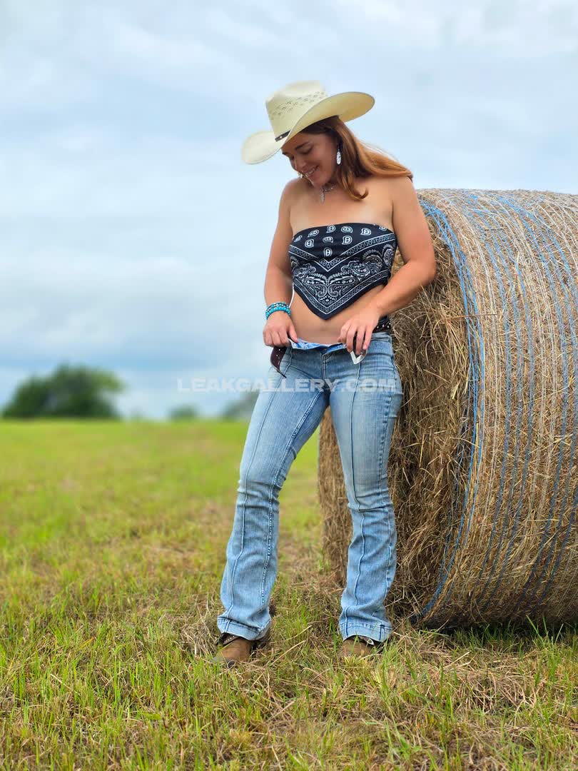 Naughtyredfarmgirl Exclusive Leaked Nude OnlyFans #9926689