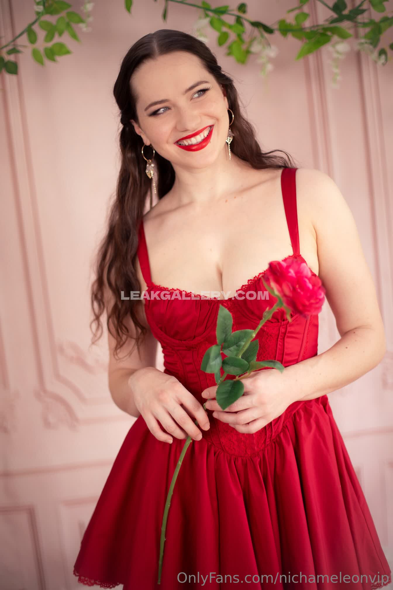 Nichameleon / nic_the_pixie Exclusive Leaked Nude OnlyFans #9412878