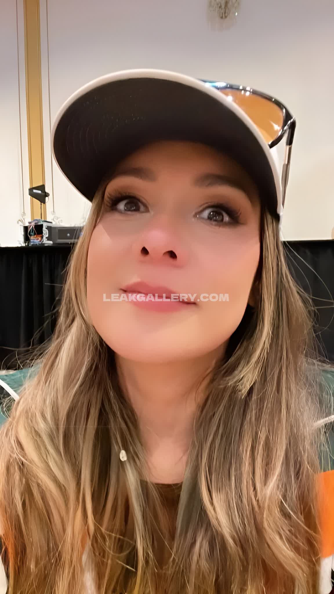 Nikkieliot / nikkieliot_ Exclusive Leaked Nude OnlyFans #9159431