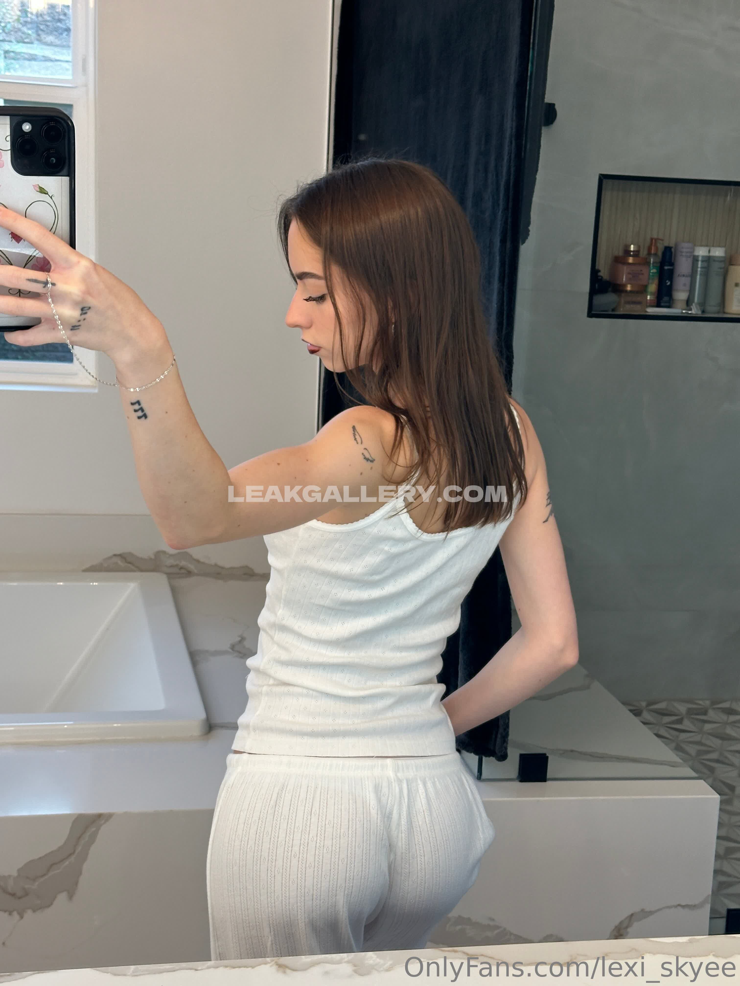 Nnayetakk Exclusive Leaked Nude OnlyFans #9829341