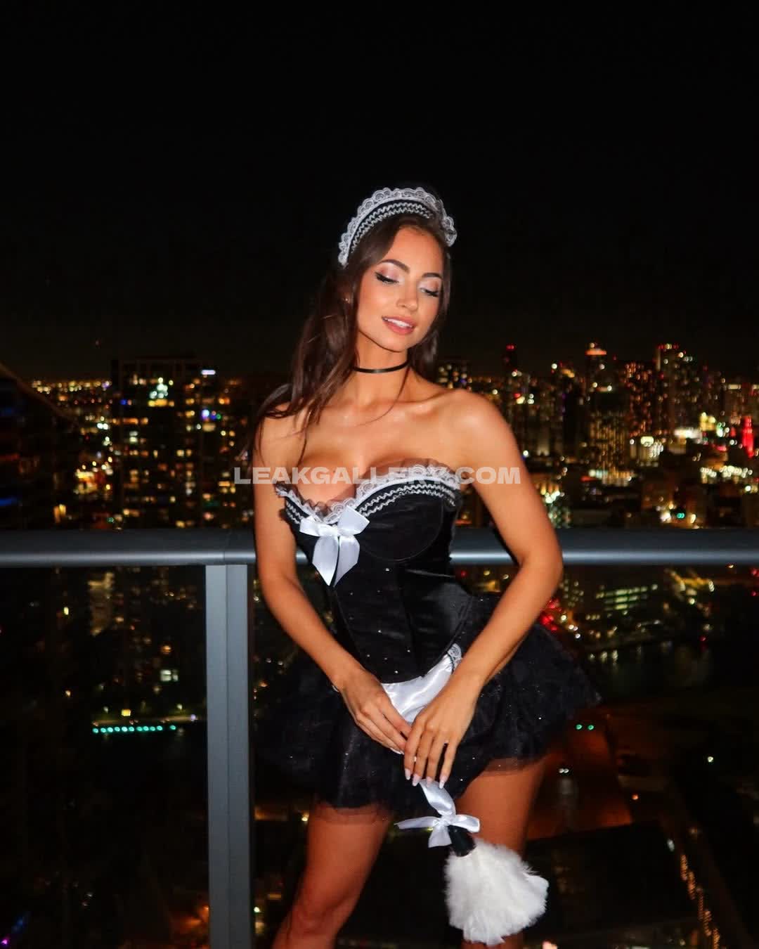 Officialannalouise Exclusive Leaked Nude OnlyFans #9436179
