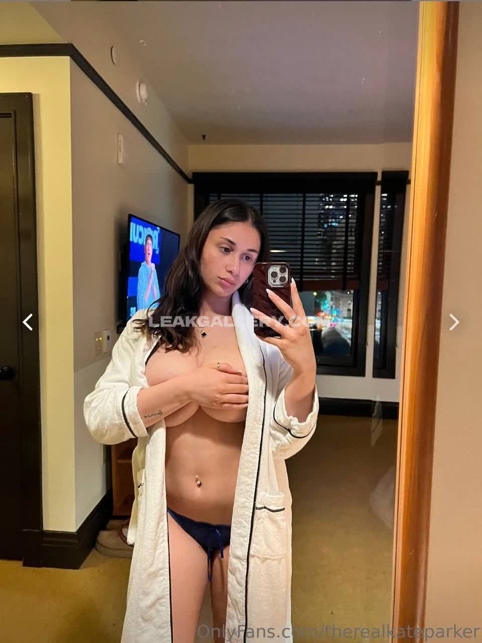 Therealkateparker / officialkateparker Exclusive Leaked Nude OnlyFans #9225001