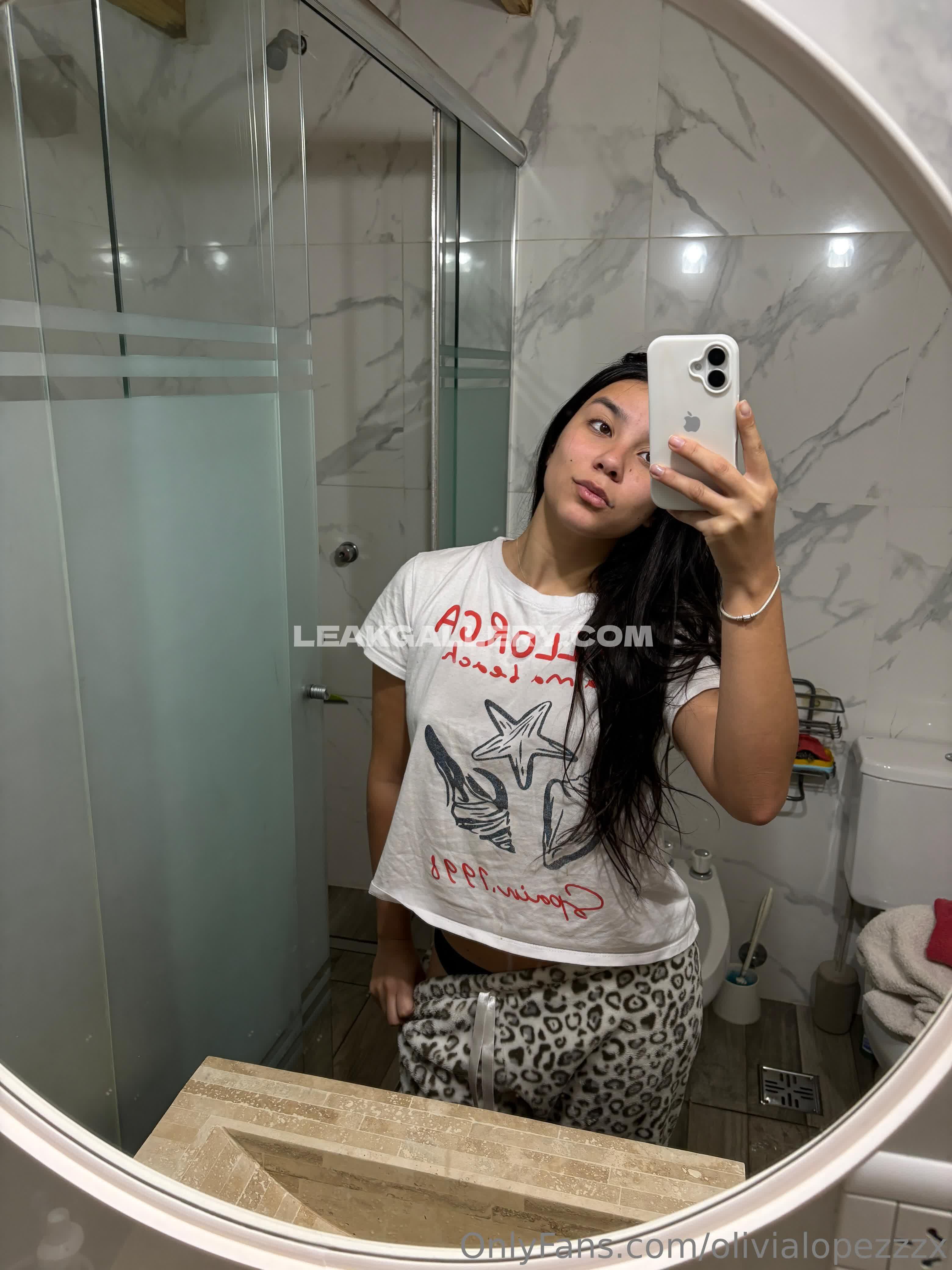 Olivialopezzzx Exclusive Leaked Nude OnlyFans #10904495