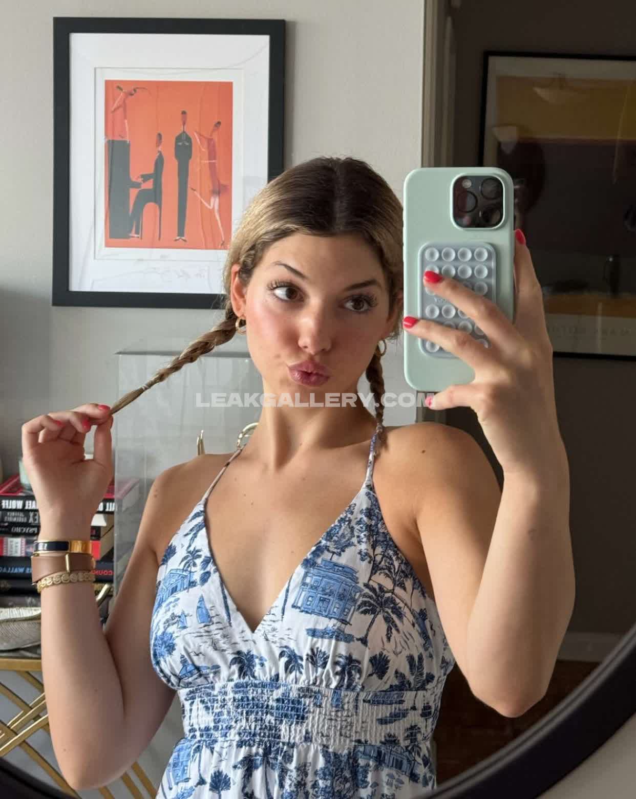 Overtimemegan / overtimemeg Exclusive Leaked Nude OnlyFans #9234546