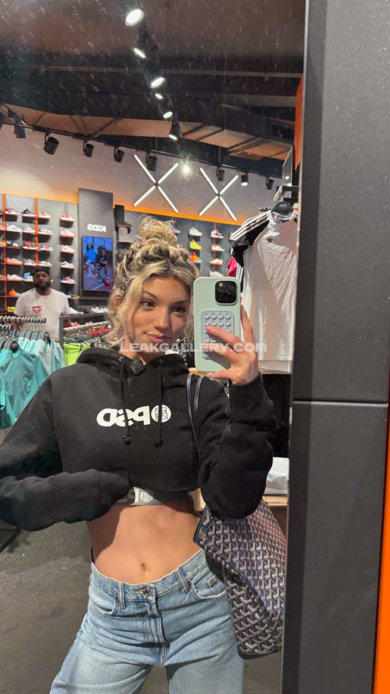 Overtimemegan / overtimemeg Exclusive Leaked Nude OnlyFans #9234108