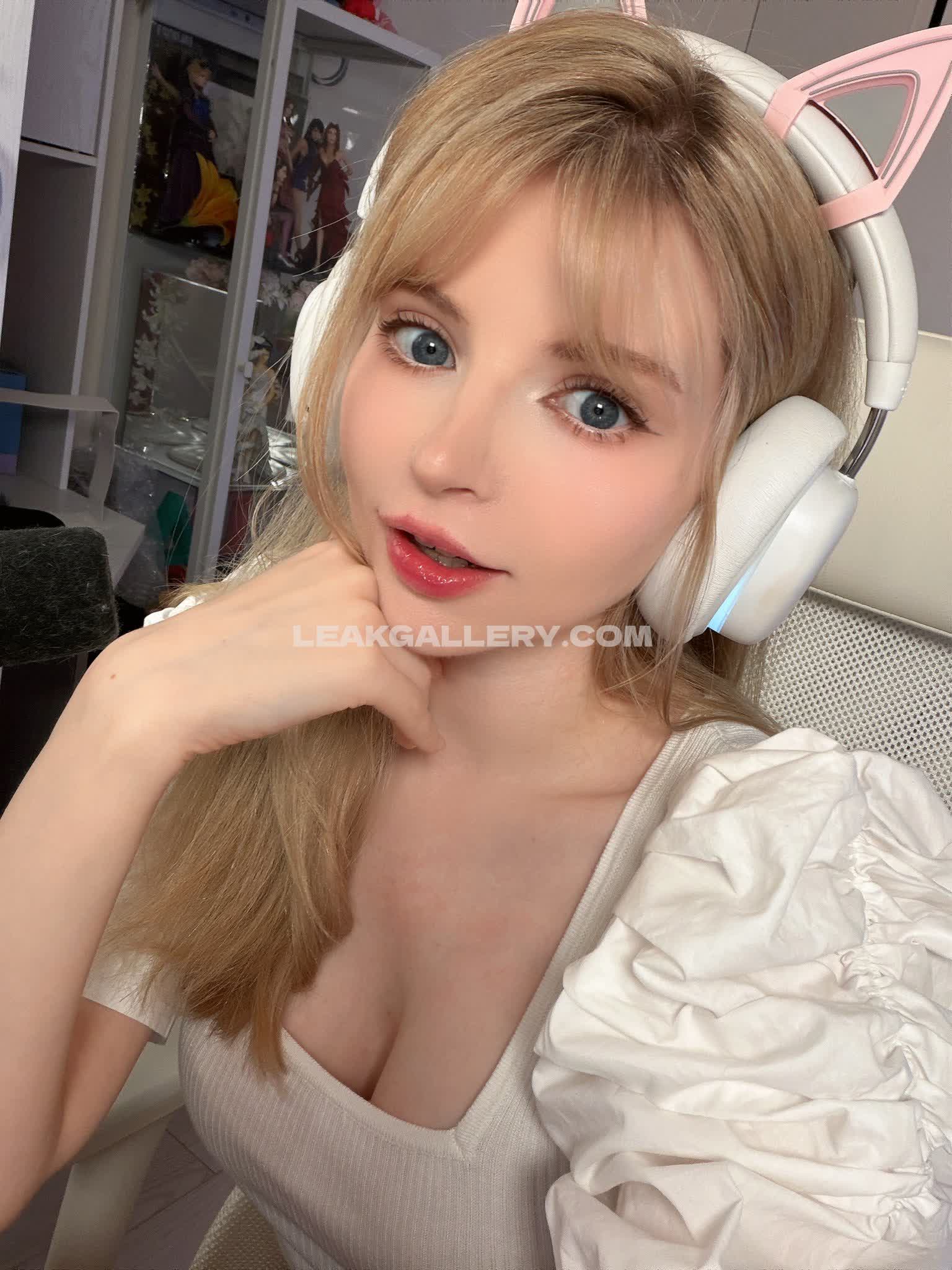 Peachmilky_ / peachmilky Exclusive Leaked Nude Onlyfans #10056090