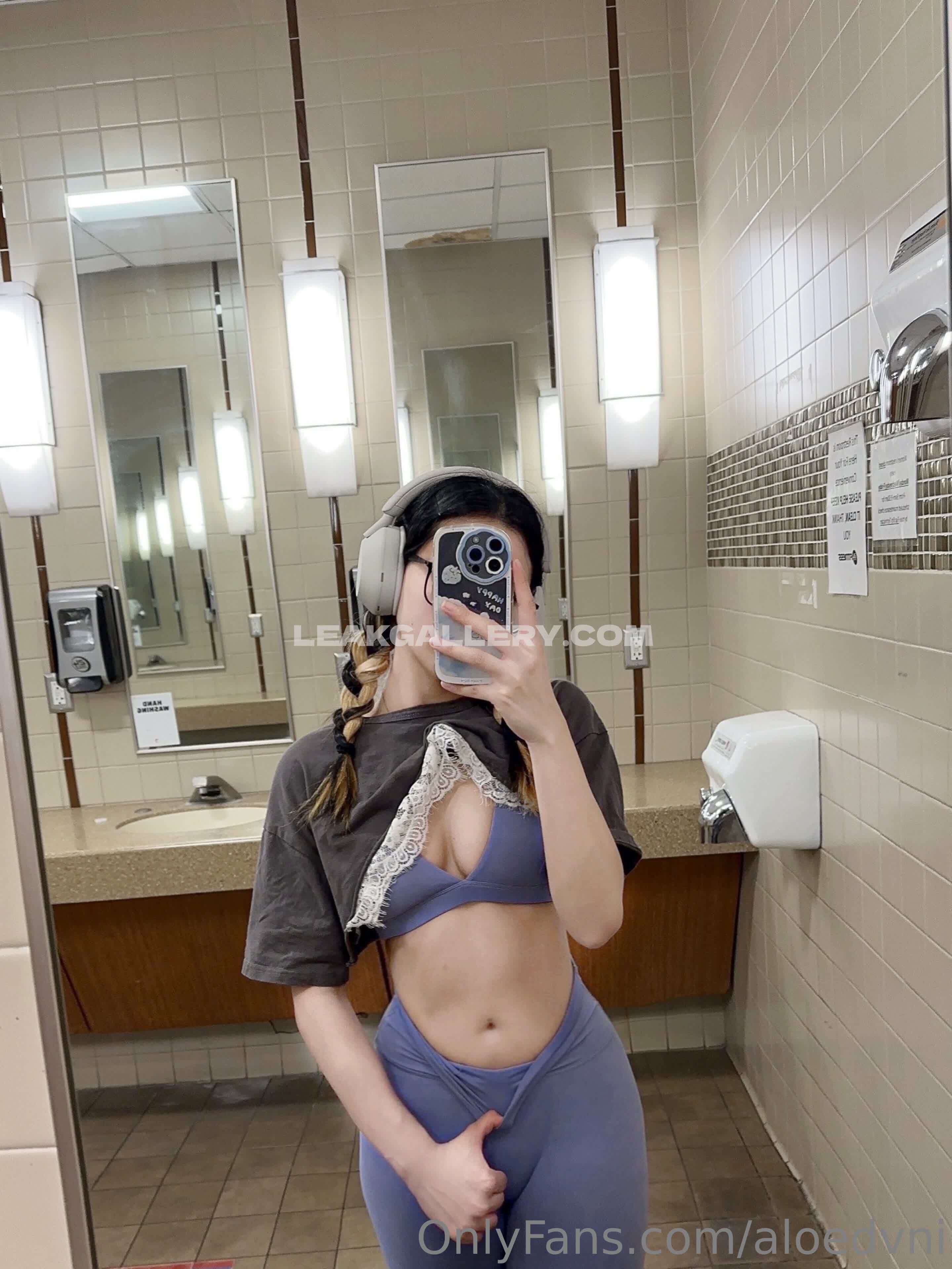 Plushs Exklusiv geleakte Nacktbilder von OnlyFans #8463965