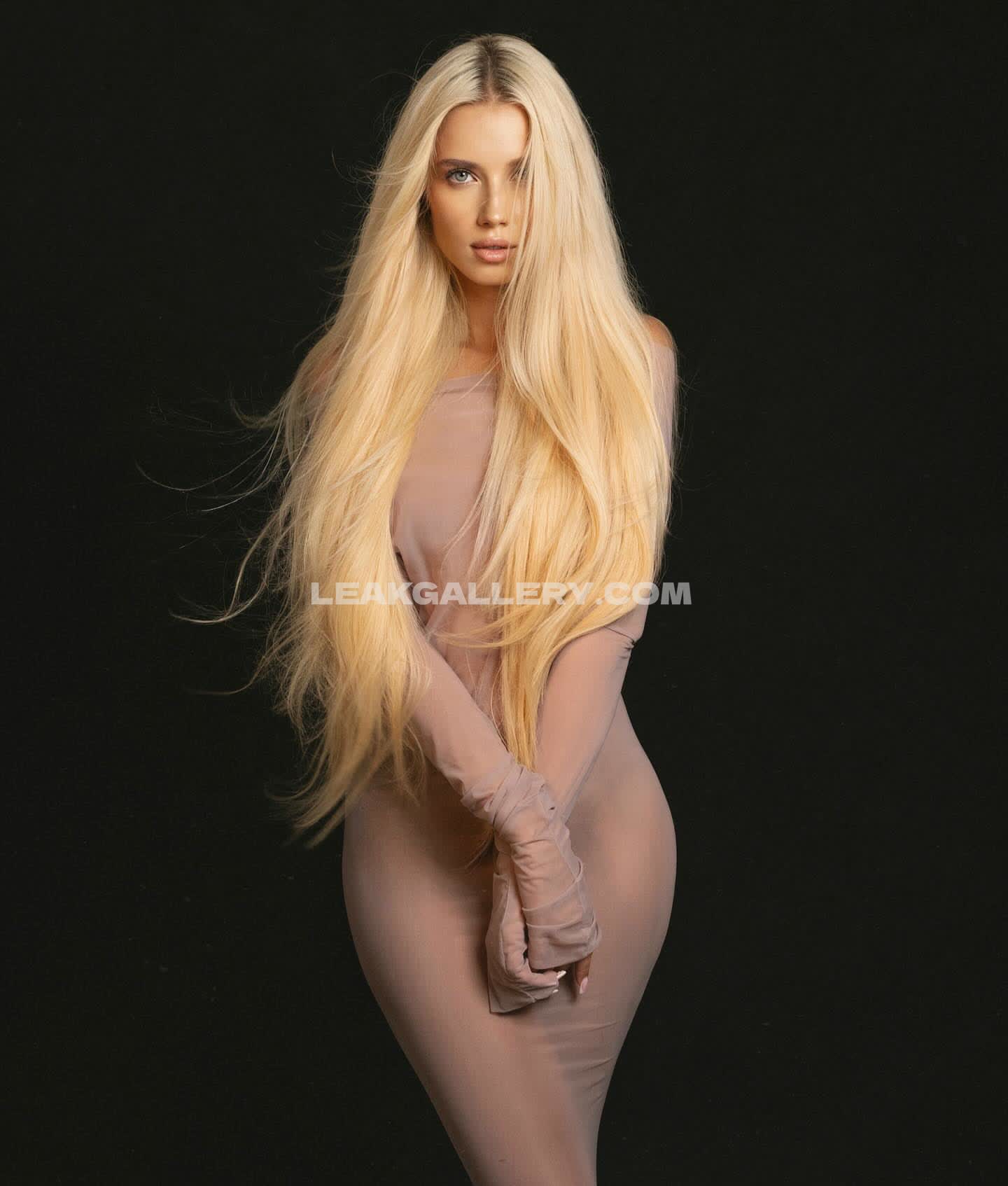 Polinamalinovskaya Exclusive Leaked Nude OnlyFans #9367244