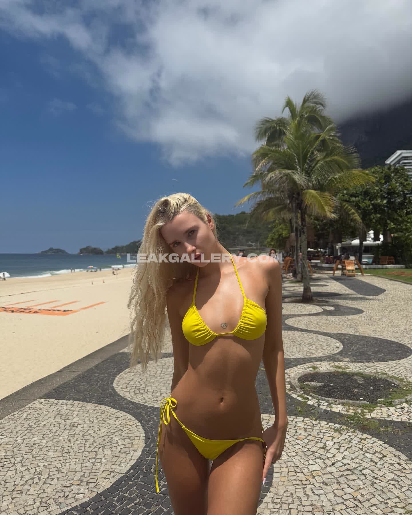 Polinamalinovskaya Exclusive Leaked Nude OnlyFans #9367240