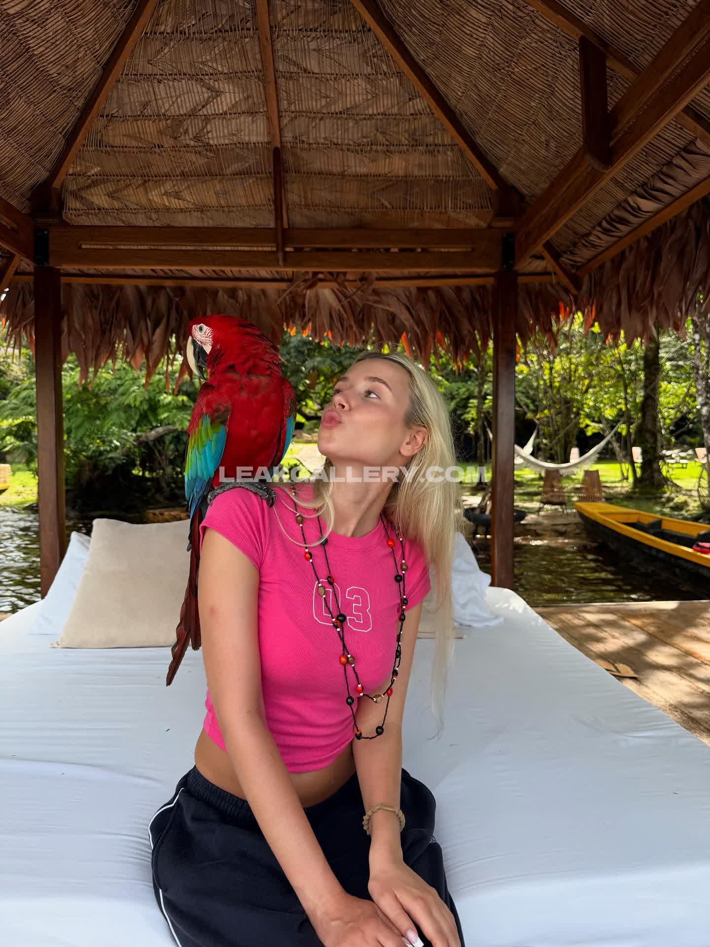 Polinamalinovskaya Exclusive Leaked Nude OnlyFans #9367121