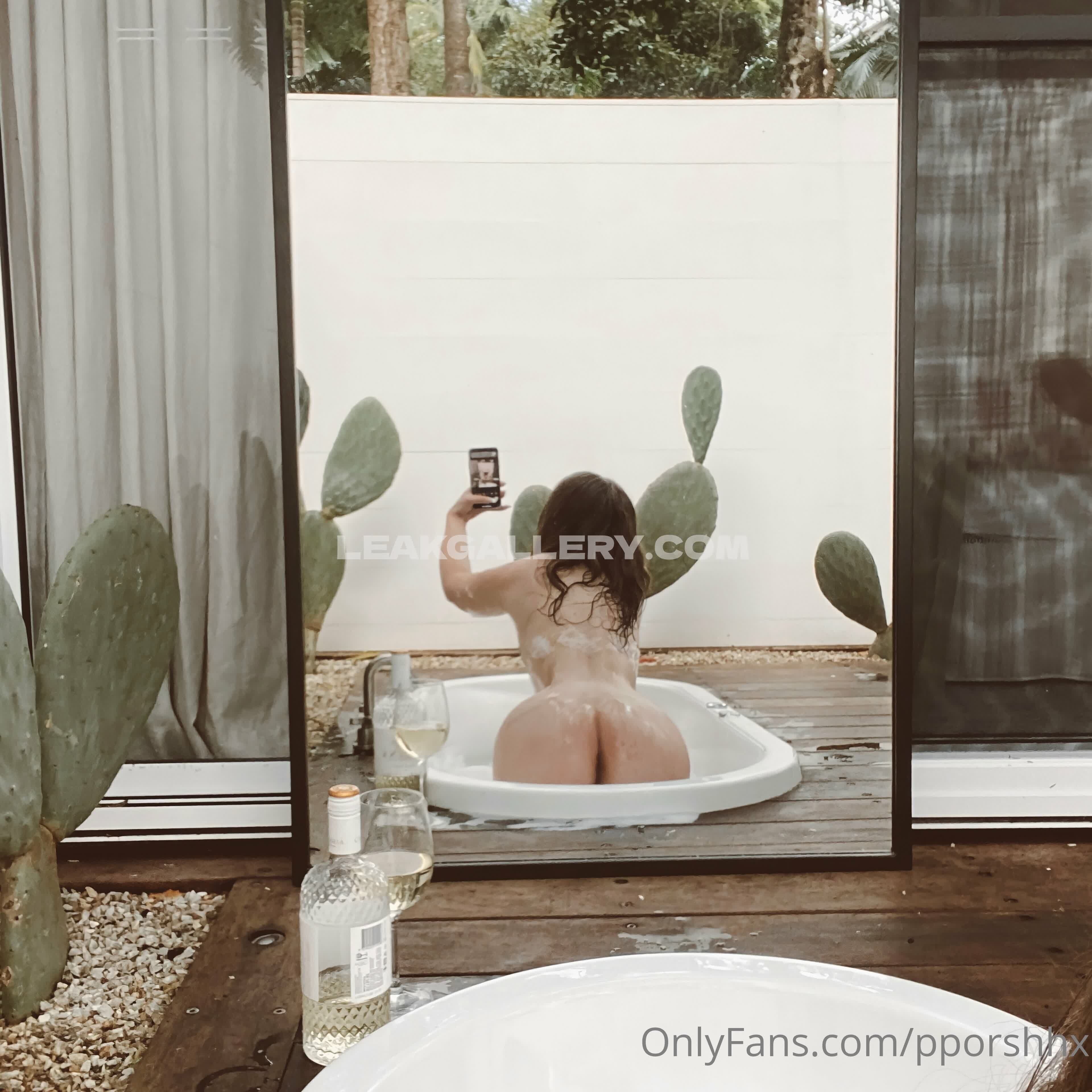 Pporshhx Exclusive Leaked Nude OnlyFans #9070142