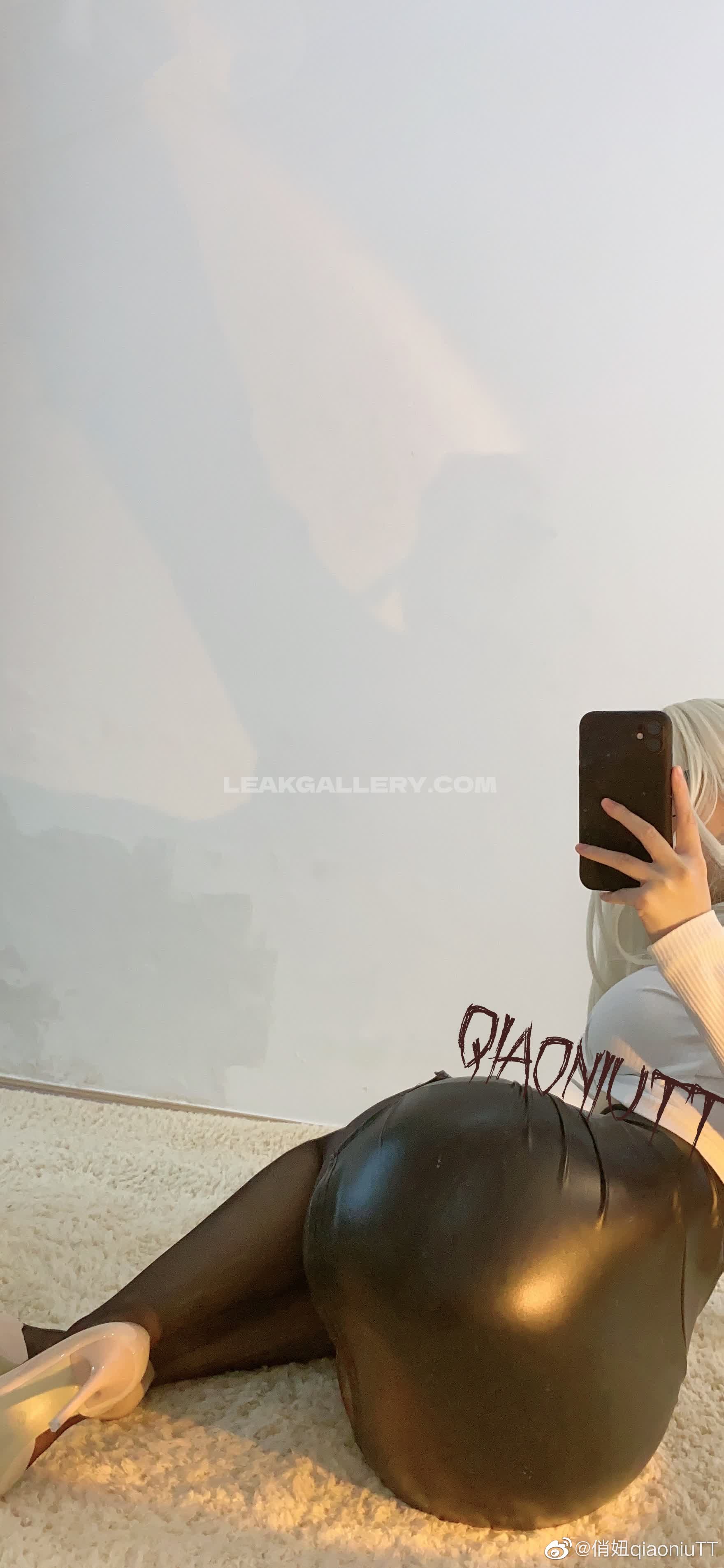 Qiaoniutt Exclusive Leaked Nude OnlyFans #9835795