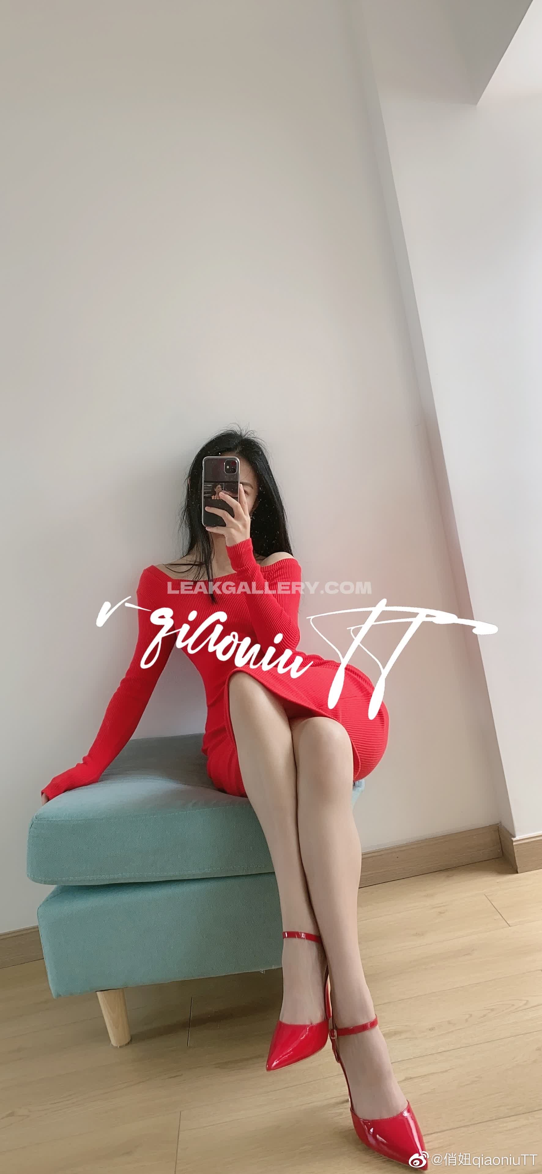 Qiaoniutt Exclusive Leaked Nude OnlyFans #9835460