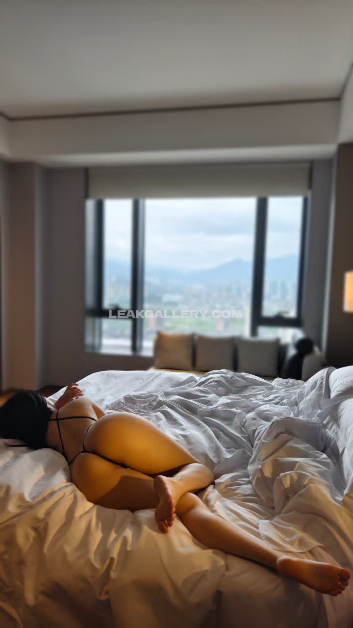 Qiaoniutt Exclusive Leaked Nude OnlyFans #9891655