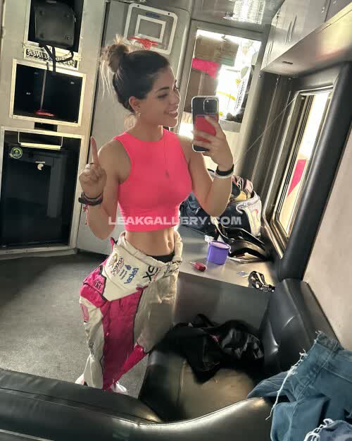 Reginasirvent Exclusive Leaked Nude OnlyFans #10738072