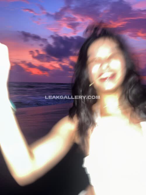 Reiqi Exclusive Leaked Nude OnlyFans #10659523