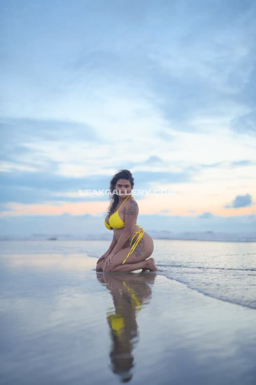 Resminair / resmi_r_nair Exclusive Leaked Nude OnlyFans #10816717